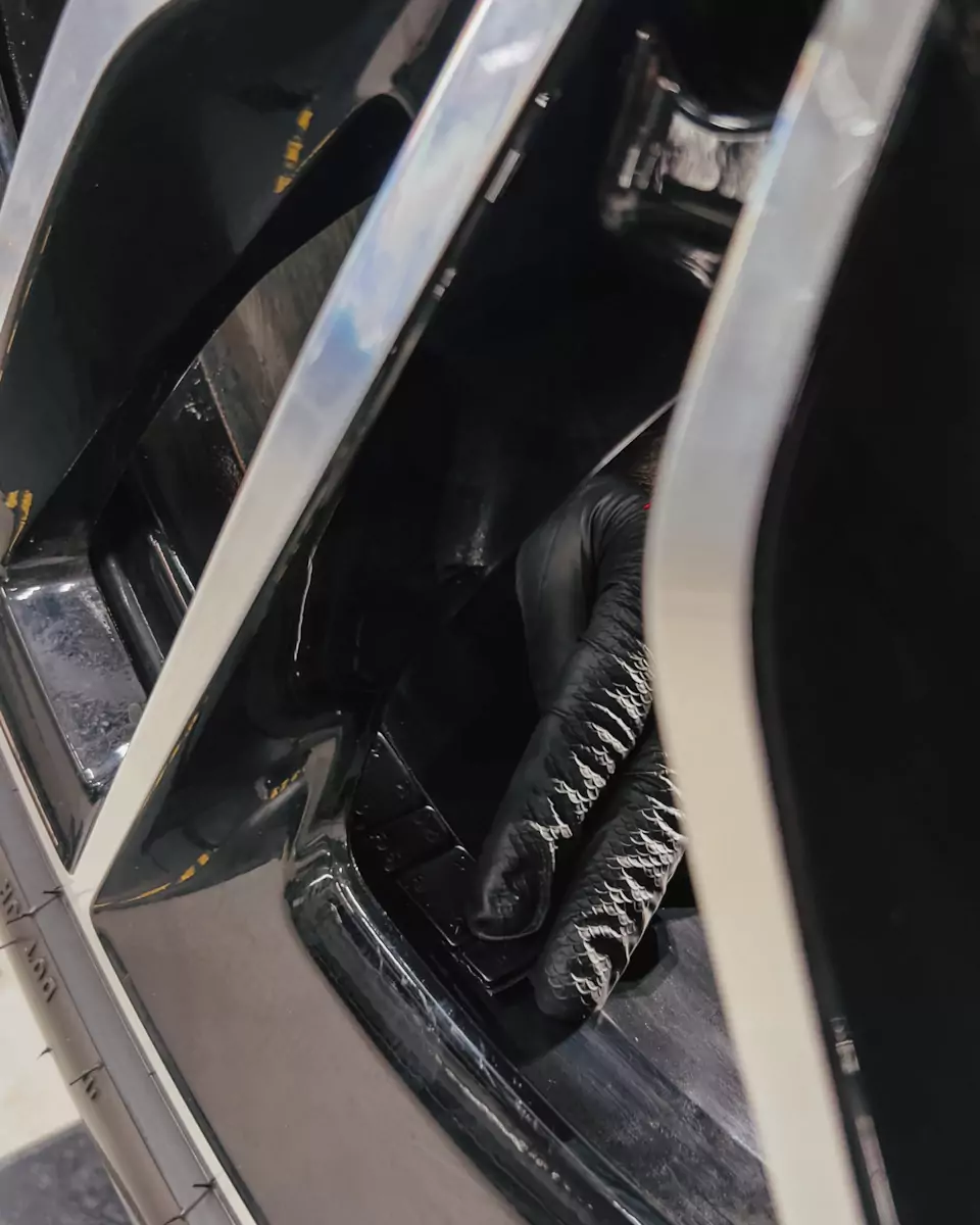 Устраняем биение в руль и вибрации на клубном Mercedes GLE с помощью топового Шиномонтаж на вибростенденого оборудования Hunter!
